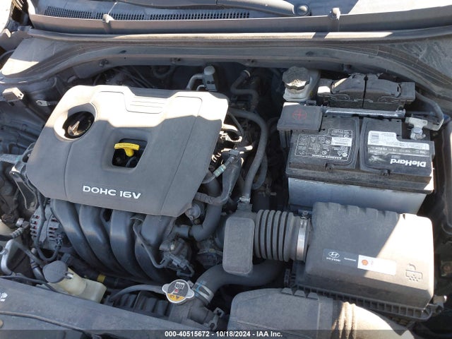 5NPD84LF8HH101402 Hyundai ELANTRA SE
