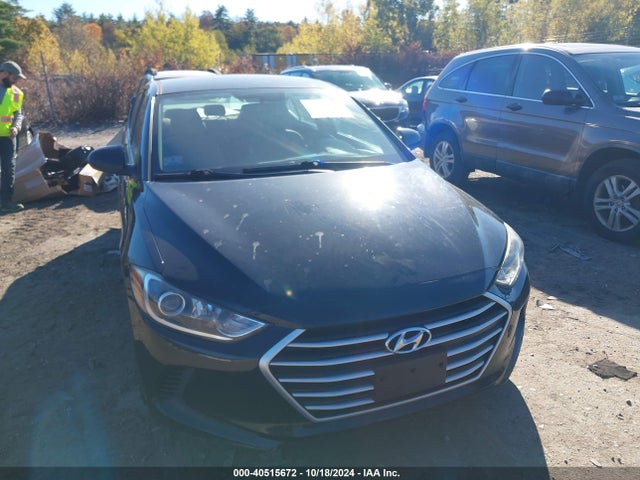 5NPD84LF8HH101402 Hyundai ELANTRA SE