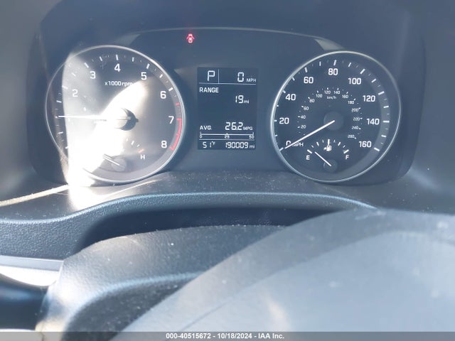 5NPD84LF8HH101402 Hyundai ELANTRA SE