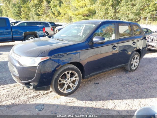 JA4AD3A39EZ012745 Mitsubishi Outlander Se