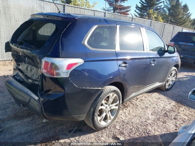 JA4AD3A39EZ012745 Mitsubishi Outlander Se