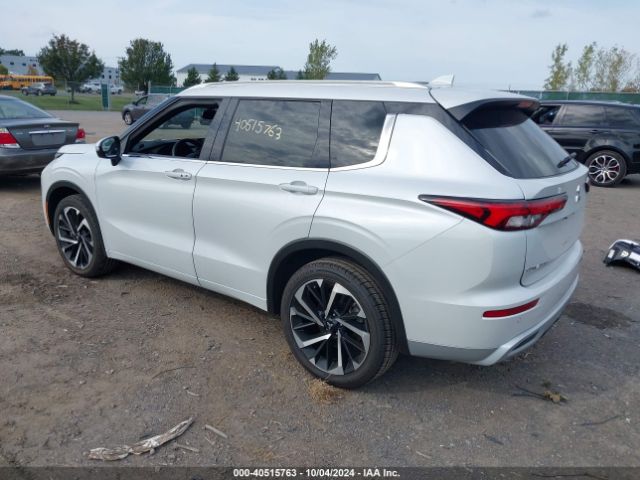 2022 MITSUBISHI OUTLANDER JA4J4VA8XNZ072556 Photo 2