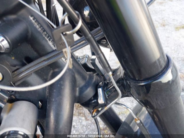 2017 HARLEY-DAVIDSON XL1200 1HD1LM319HC436619 Photo 10