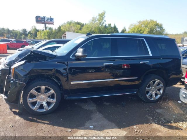1GYS3CKJ4JR397811 Cadillac Escalade Premium Luxury