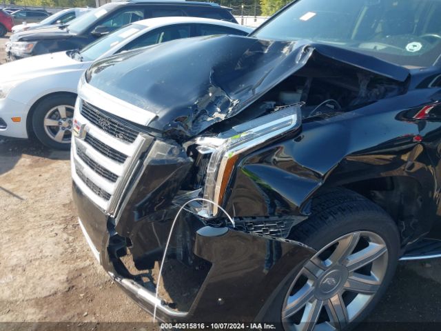 1GYS3CKJ4JR397811 Cadillac Escalade Premium Luxury