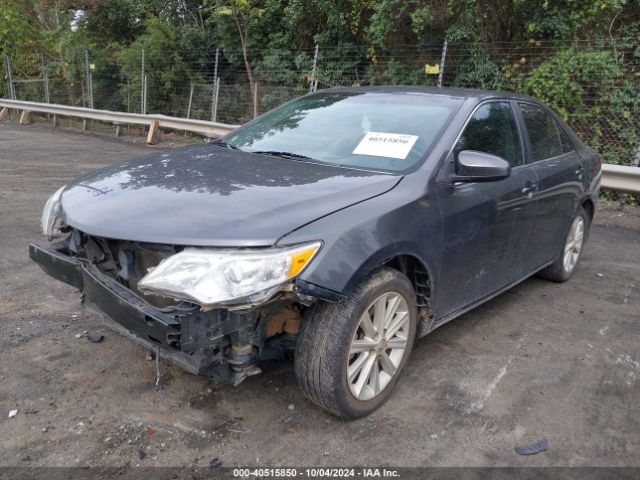 4T1BF1FKXEU762902 Toyota CAMRY XLE