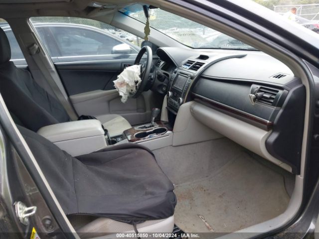 4T1BF1FKXEU762902 Toyota CAMRY XLE