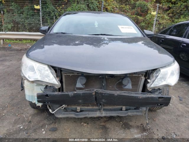 4T1BF1FKXEU762902 Toyota CAMRY XLE