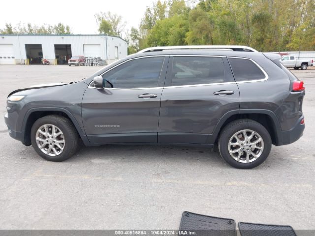 1C4PJMCB7FW762912 Jeep Cherokee North