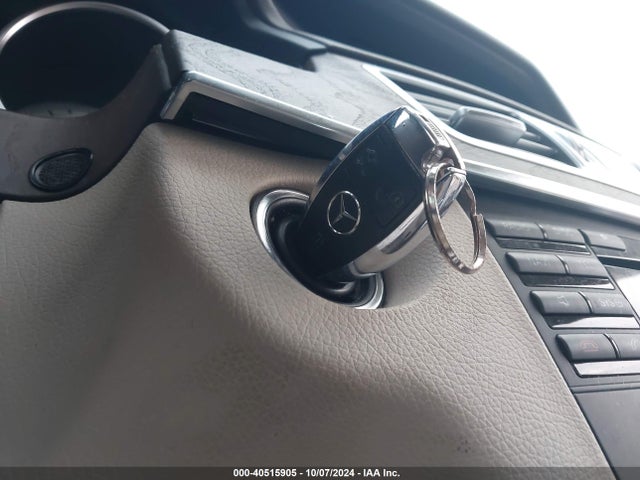 Mercedes-Benz E 350 2014 WDDHF5KB9EA964942 Image 11