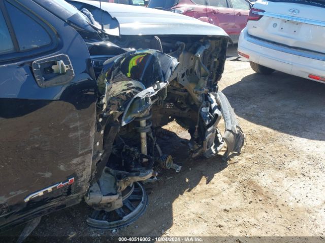 3GTUUEET8NG562205 GMC Sierra 1500 4wd  Short Box At4