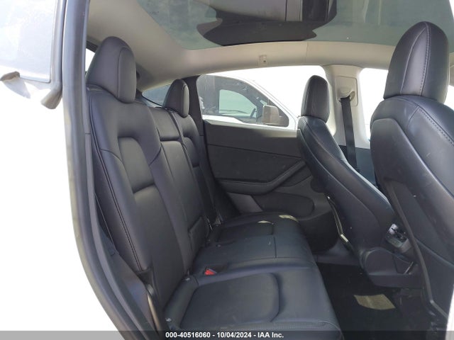 2021 TESLA MODEL Y 5YJYGDEE7MF092791 Photo 7