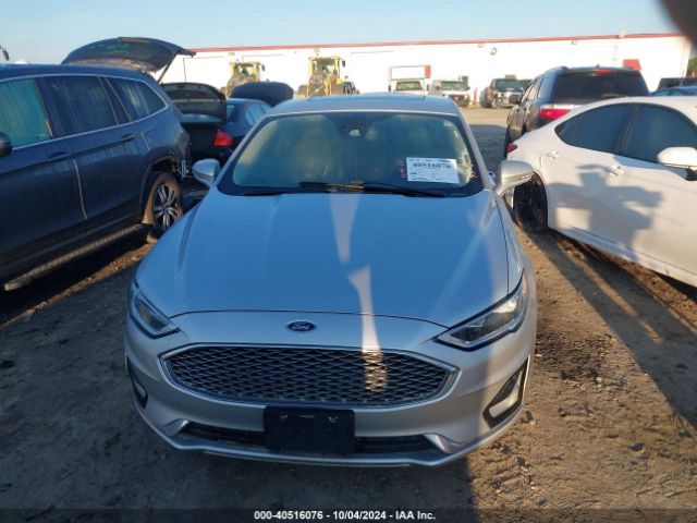 3FA6P0RU4KR260244 Ford Fusion Hybrid Titanium