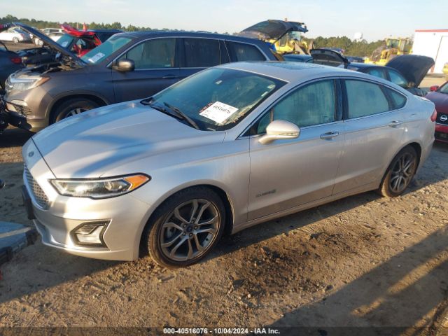 3FA6P0RU4KR260244 Ford Fusion Hybrid Titanium