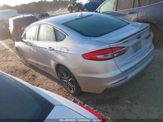 3FA6P0RU4KR260244 Ford Fusion Hybrid Titanium