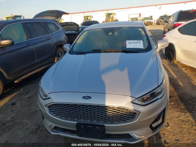 3FA6P0RU4KR260244 Ford Fusion Hybrid Titanium