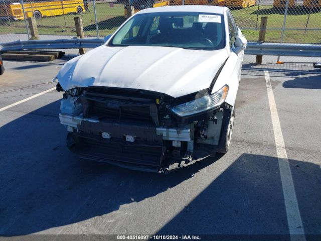 3FA6P0H9XFR200844 Ford FUSION SE