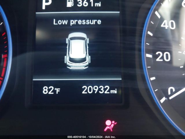 KM8K3CA53KU380826 Hyundai Kona Limited
