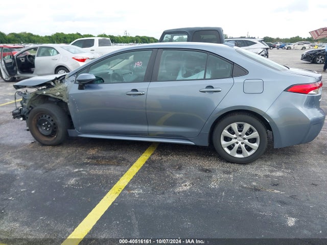 Toyota COROLLA LE 2022 5YFEPMAE7NP310470 Image 15