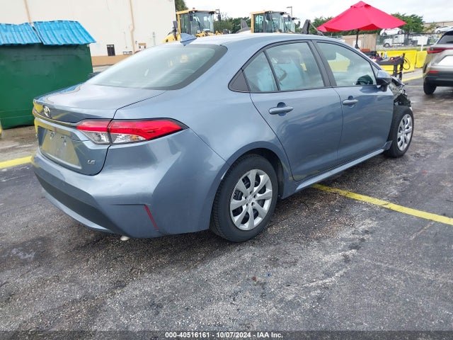 Toyota COROLLA LE 2022 5YFEPMAE7NP310470 Image 4