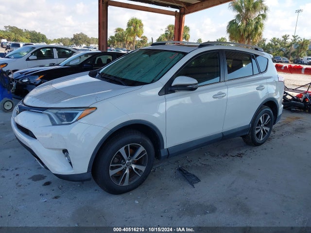 Toyota Rav4 Xle 2016 2T3WFREV8GW284968 Image 2