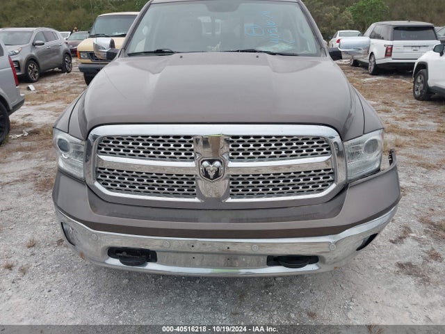 1C6RR7NT1JS276256 RAM 1500 Laramie  4x4 5'7 Box
