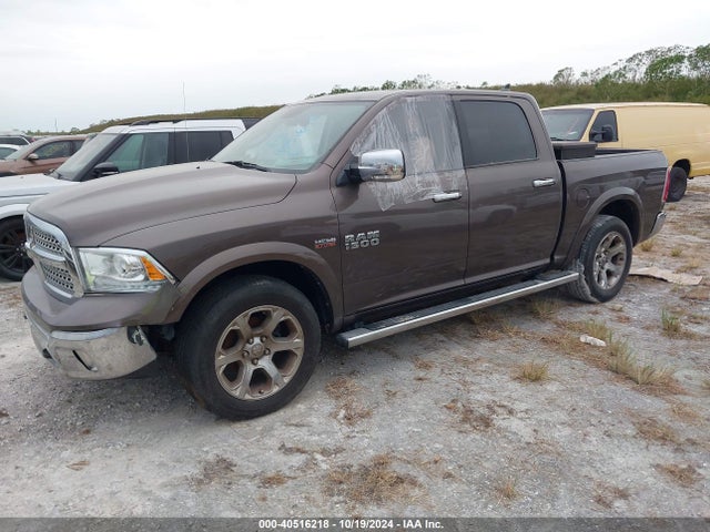 1C6RR7NT1JS276256 RAM 1500 Laramie  4x4 5'7 Box