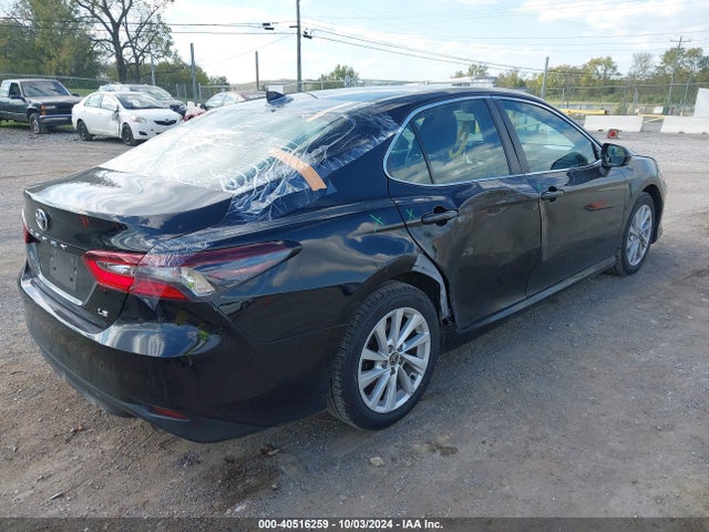 Toyota CAMRY LE 2022 4T1C11AK5NU006906 Image 4