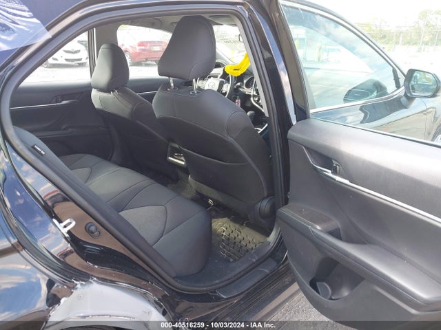 Toyota CAMRY LE 2022 4T1C11AK5NU006906 Image 8