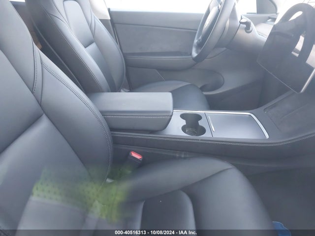 2021 TESLA MODEL Y 5YJYGAEE0MF188311 Photo 4