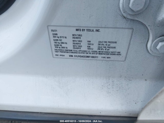2021 TESLA MODEL Y 5YJYGAEE0MF188311 Photo 8