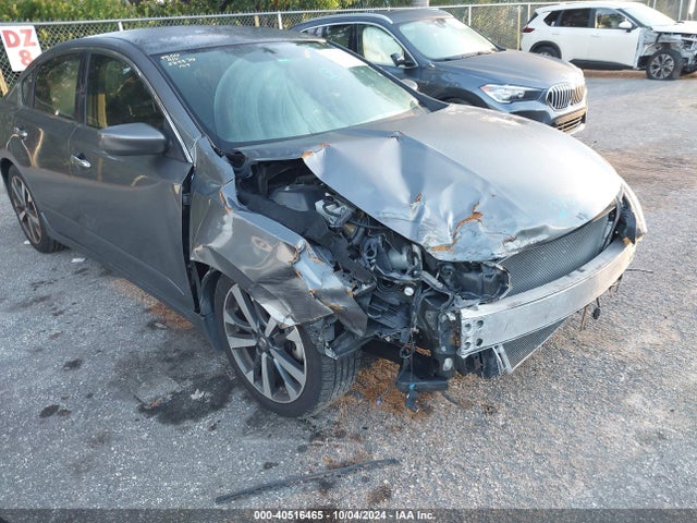 Nissan Altima 2.5 Sr 2017 1N4AL3AP8HC472472 Image 17