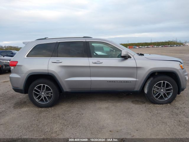 1C4RJEAGXJC359224 Jeep Grand Cherokee Laredo E 4x2