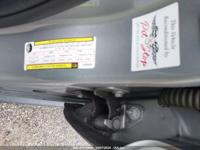 1C4RJEAGXJC359224 Jeep Grand Cherokee Laredo E 4x2