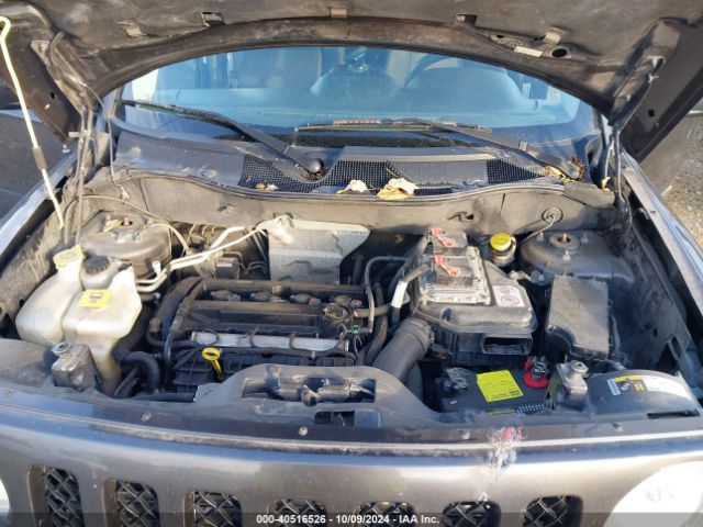 1C4NJPBB8FD186043 Jeep Patriot Sport