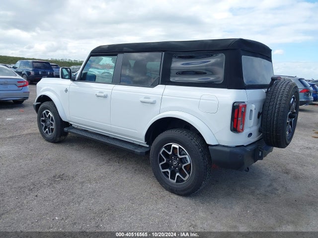 Ford Bronco Outer Banks 2024 1FMDE8BH9RLA31937 Image 3