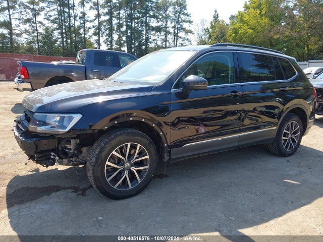 3VV2B7AXXLM086699 Volkswagen Tiguan 2.0t Se/2.0t Se R-line Black/2.0t Sel