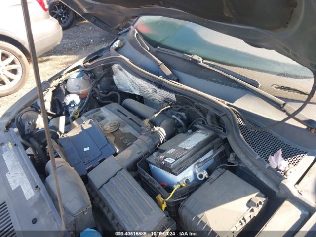 WVGAV7AX1FW523796 Volkswagen TIGUAN SE