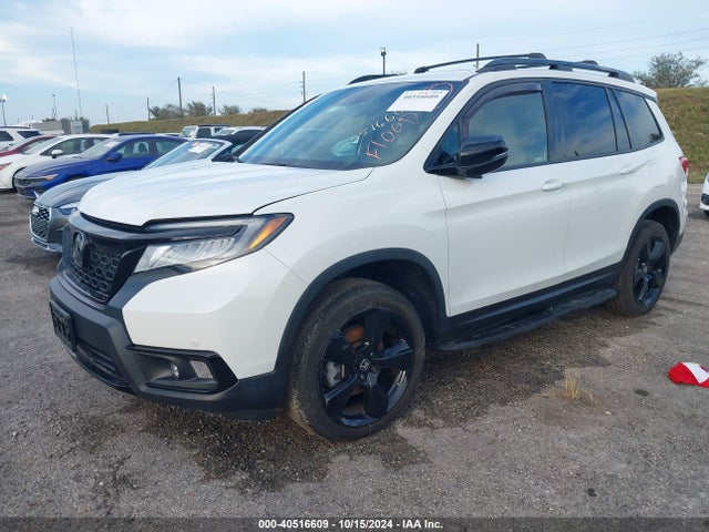 Honda Passport Awd Elite 2020 5FNYF8H00LB019187 Image 2