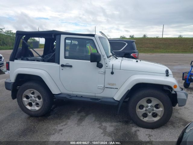 1C4AJWBG3EL214422 Jeep Wrangler Sahara