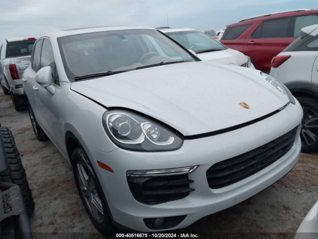 2017 PORSCHE CAYENNE WP1AB2A25HLA51464 Photo 0
