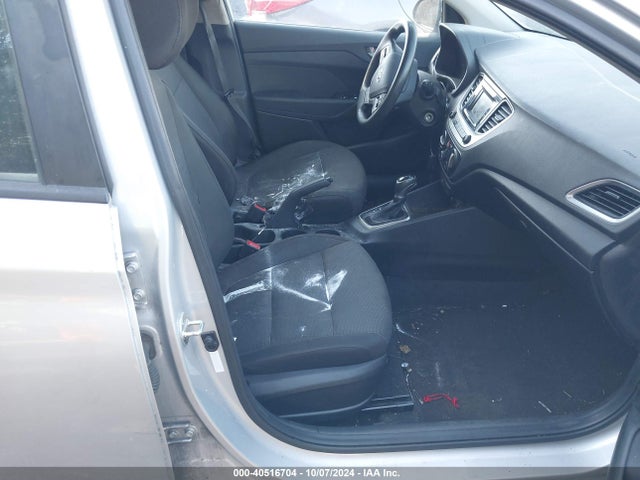 Hyundai ACCENT SE 2018 3KPC24A31JE010309 Image 5