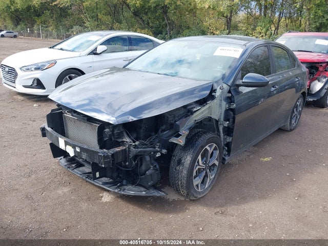 KIA Forte Lxs 2019 3KPF24AD3KE032108 Image 2
