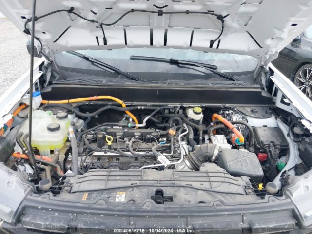 3FTTW8E34PRB01825 Ford Maverick Lariat