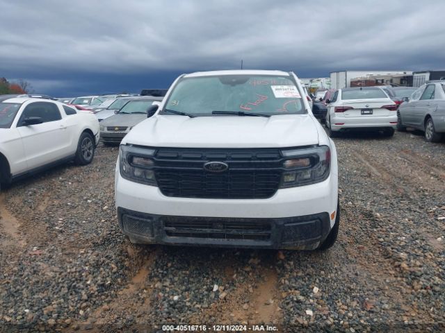 3FTTW8E34PRB01825 Ford Maverick Lariat