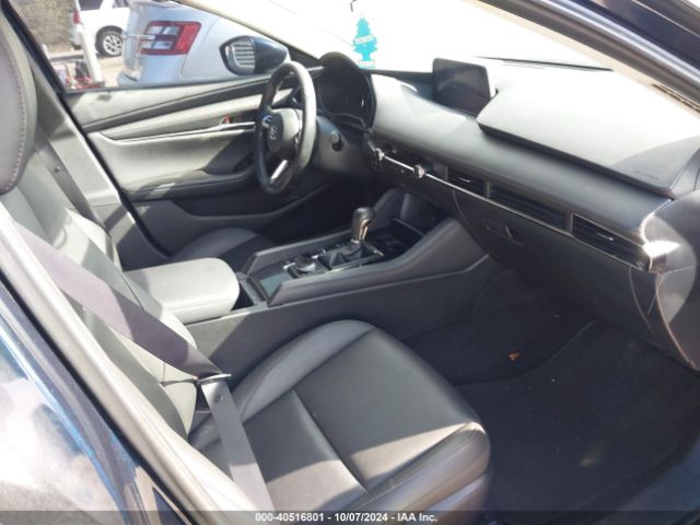 3MZBPADL1KM107649 Mazda Mazda3 Preferred Package