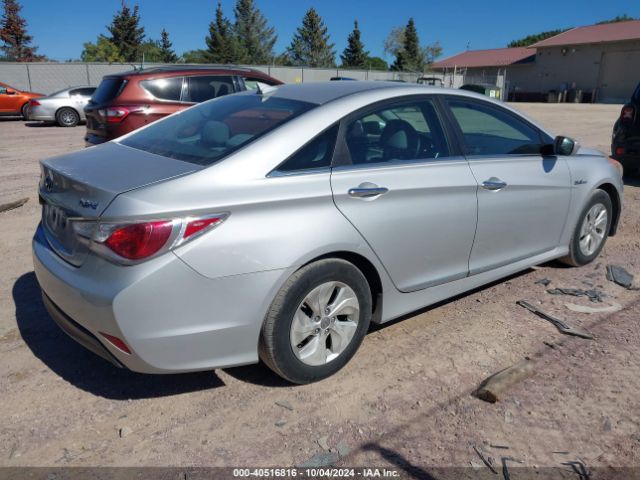 KMHEC4A43EA117607 Hyundai SONATA HYBRID