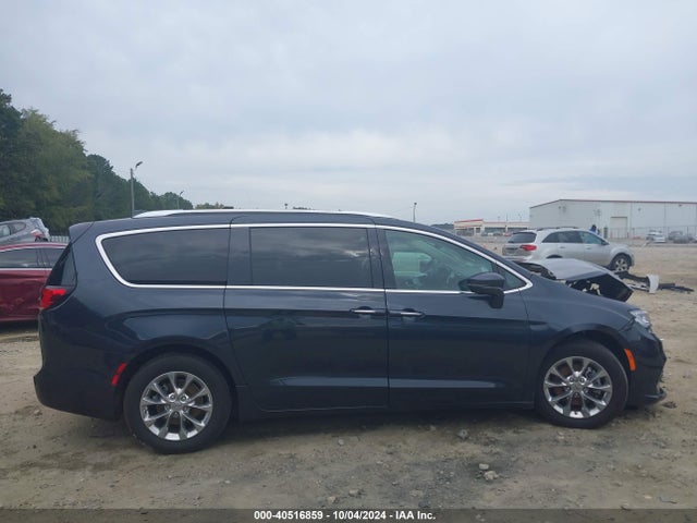 2C4RC1BG0MR596172 Chrysler Pacifica Touring L