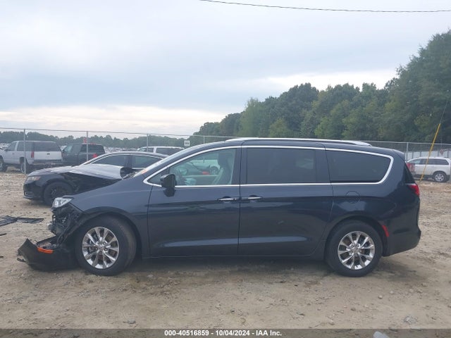 2C4RC1BG0MR596172 Chrysler Pacifica Touring L
