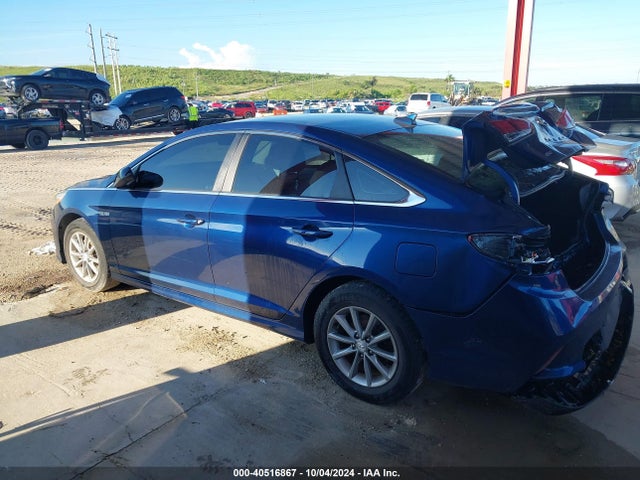 Hyundai SONATA SE 2019 5NPE24AF7KH774780 Image 14